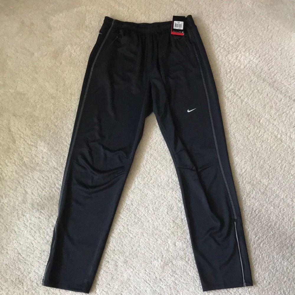 TALL: Men’s Nike Tempo Track Pant Black 2XL-L